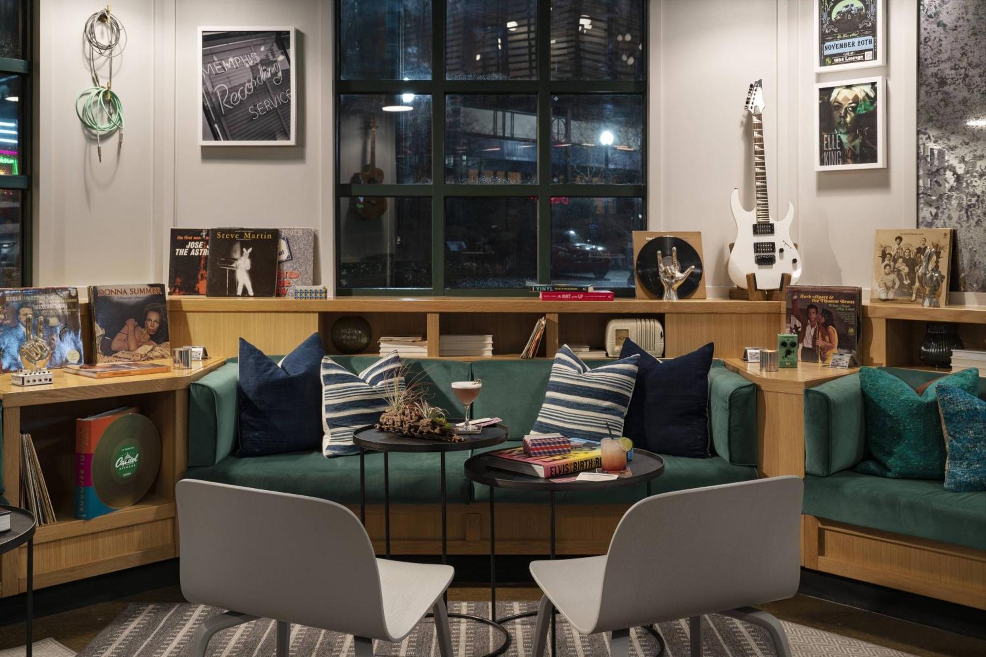 Готель Moxy Memphis Downtown Екстер'єр фото