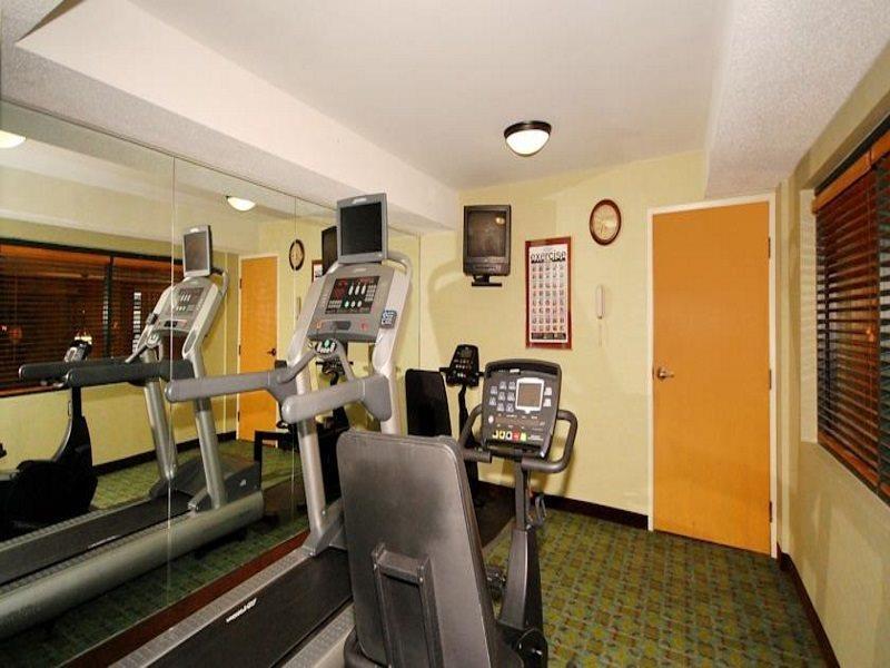 Готель Moxy Memphis Downtown Екстер'єр фото
