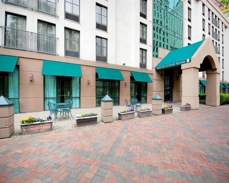 Готель Moxy Memphis Downtown Екстер'єр фото